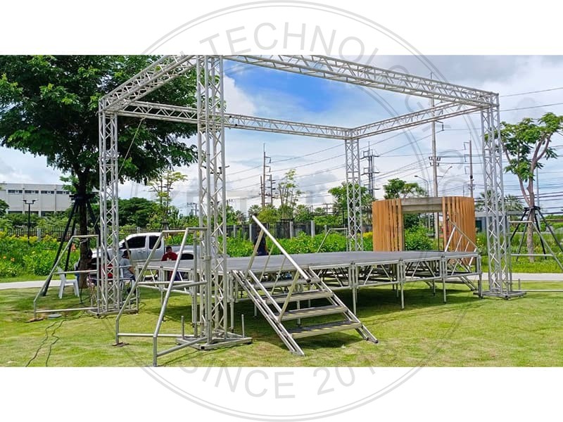 Aluminum truss corner