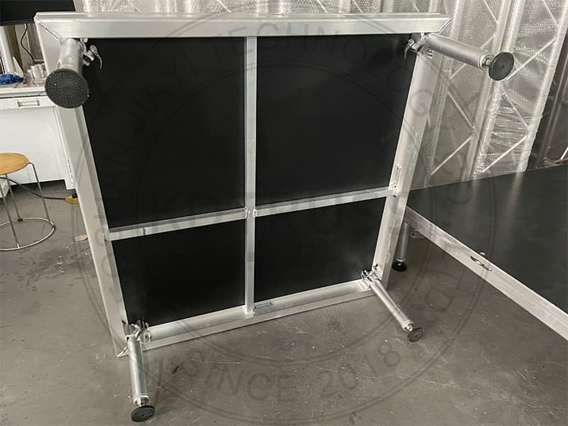 aluminum stage